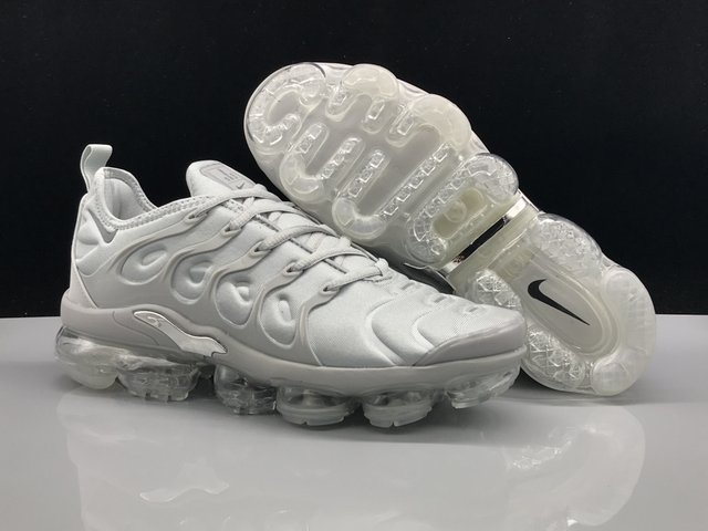 Nike Air VaporMax Plus-34